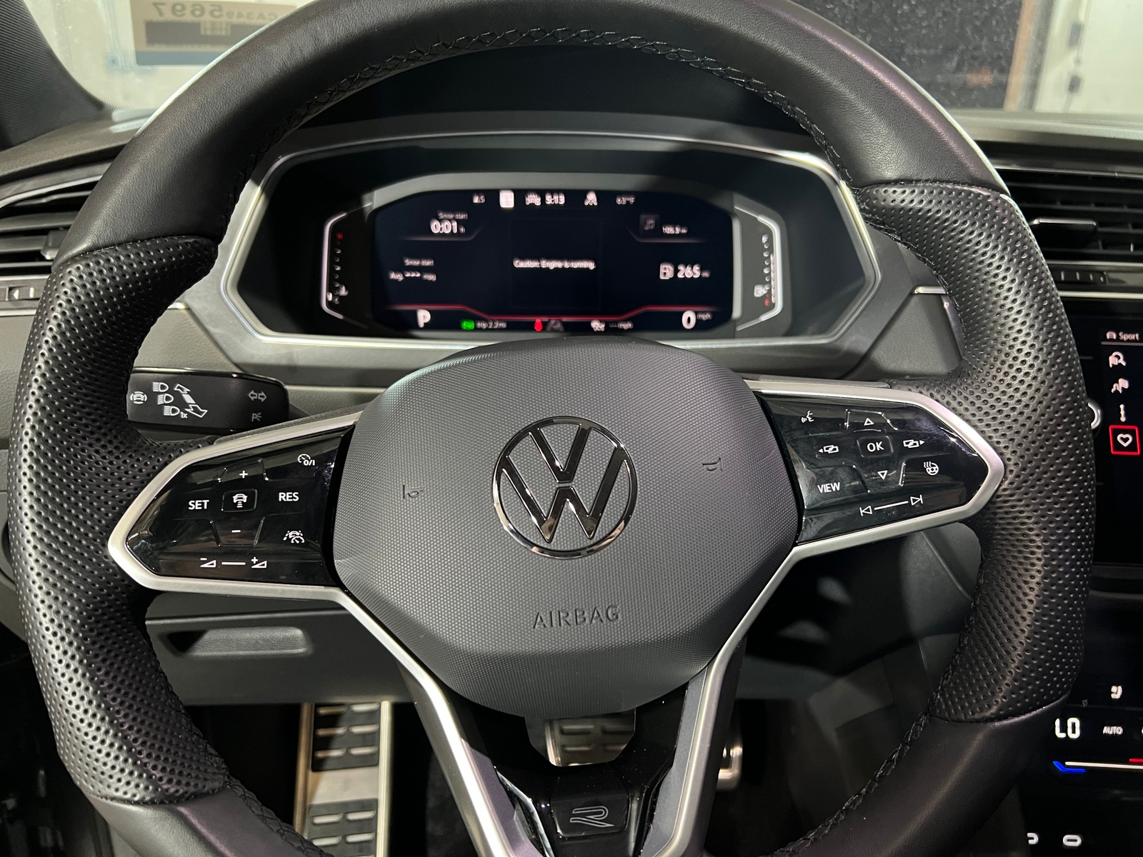 Thumbnail: 2024 Volkswagen Tiguan - 4