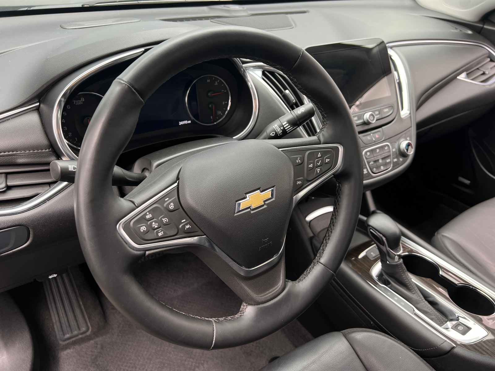 Thumbnail: 2024 Chevrolet Malibu - 4