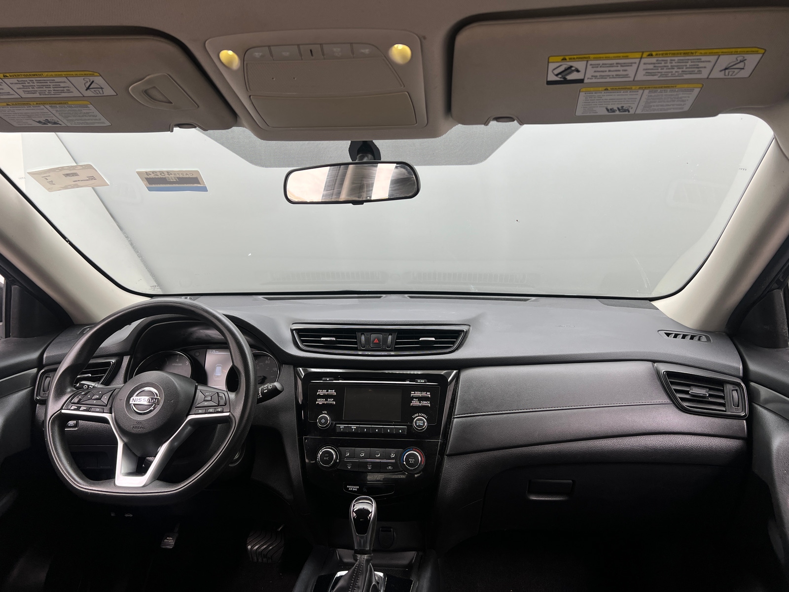 Thumbnail: 2017 Nissan Rogue - 3