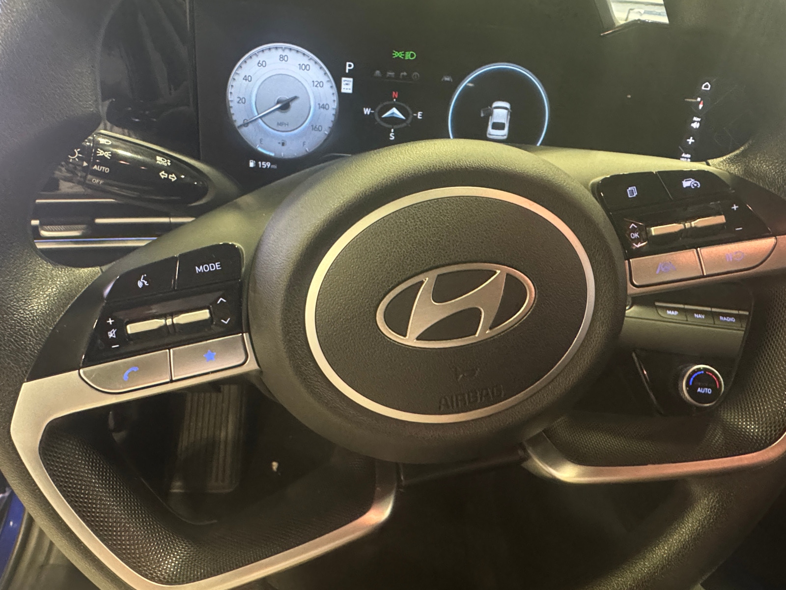 Thumbnail: 2024 Hyundai Elantra - 5