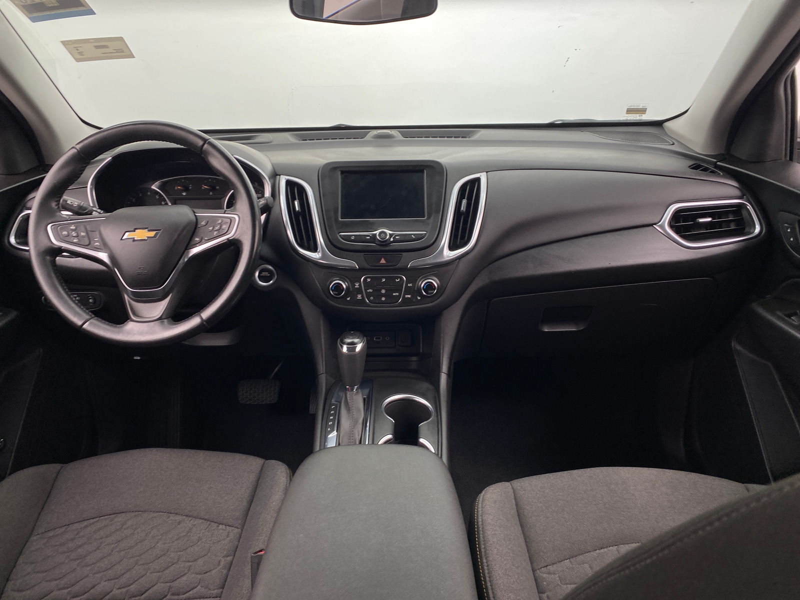 Thumbnail: 2021 Chevrolet Equinox - 3