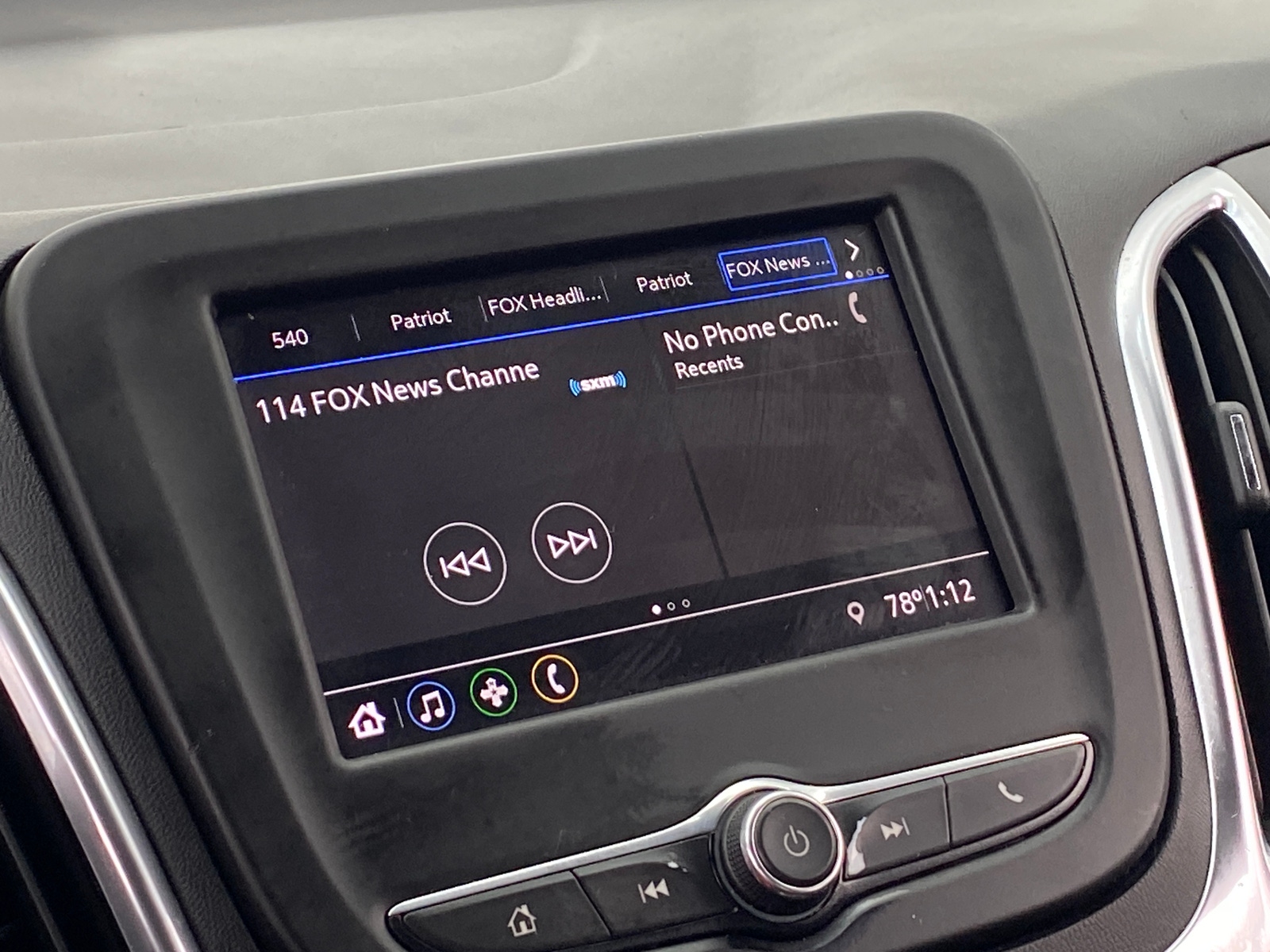 Thumbnail: 2021 Chevrolet Equinox - 4