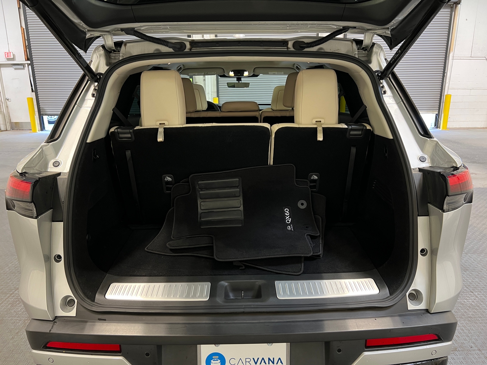 Thumbnail: 2023 INFINITI QX60 - 6