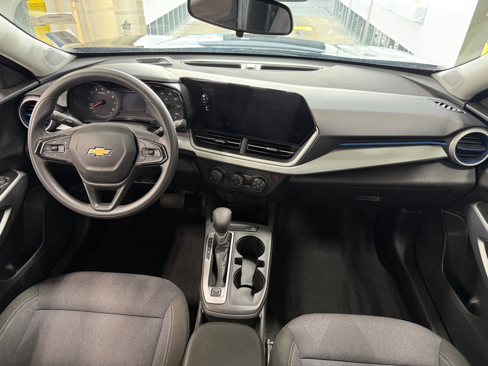 Thumbnail: 2025 Chevrolet Trax - 3