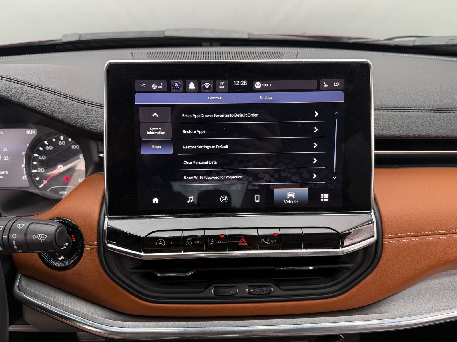Thumbnail: 2022 Jeep Compass - 3