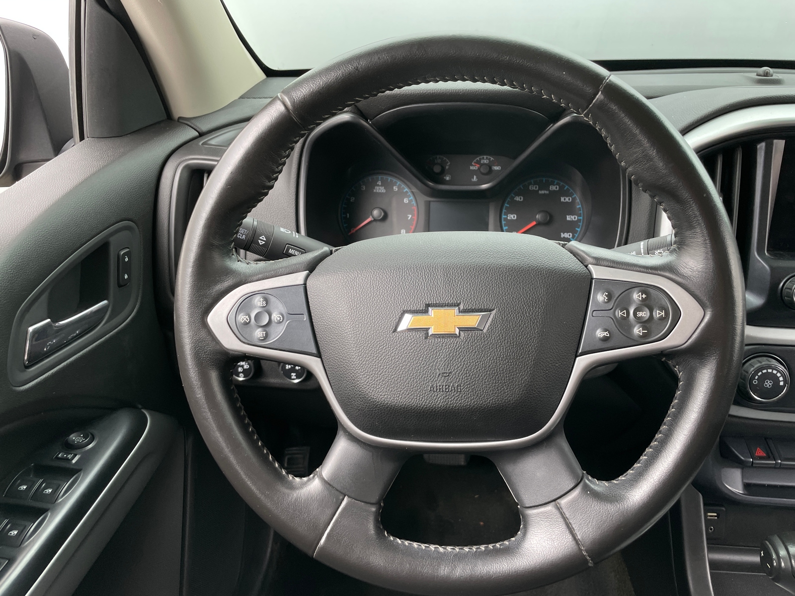 Thumbnail: 2015 Chevrolet Colorado - 5