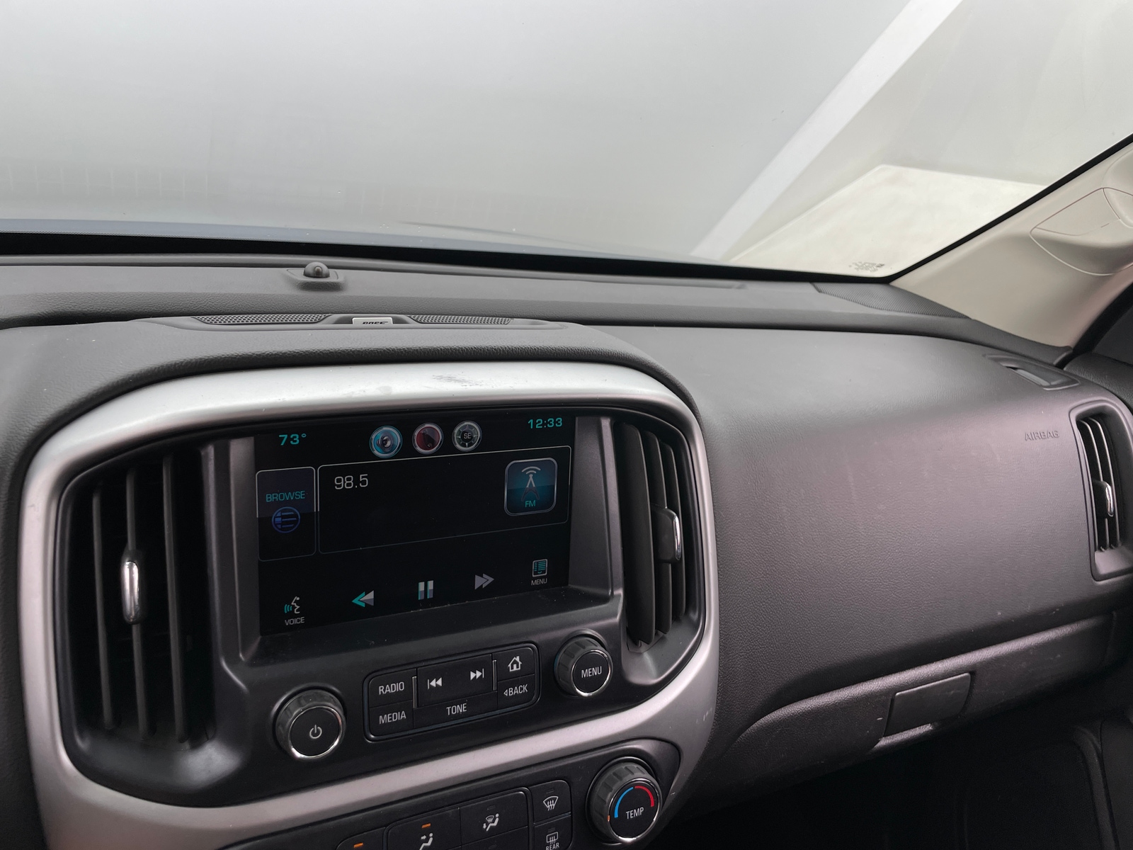 Thumbnail: 2015 Chevrolet Colorado - 4