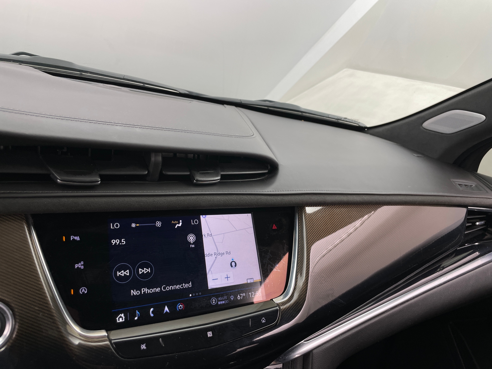 Thumbnail: 2021 Cadillac XT6 - 3