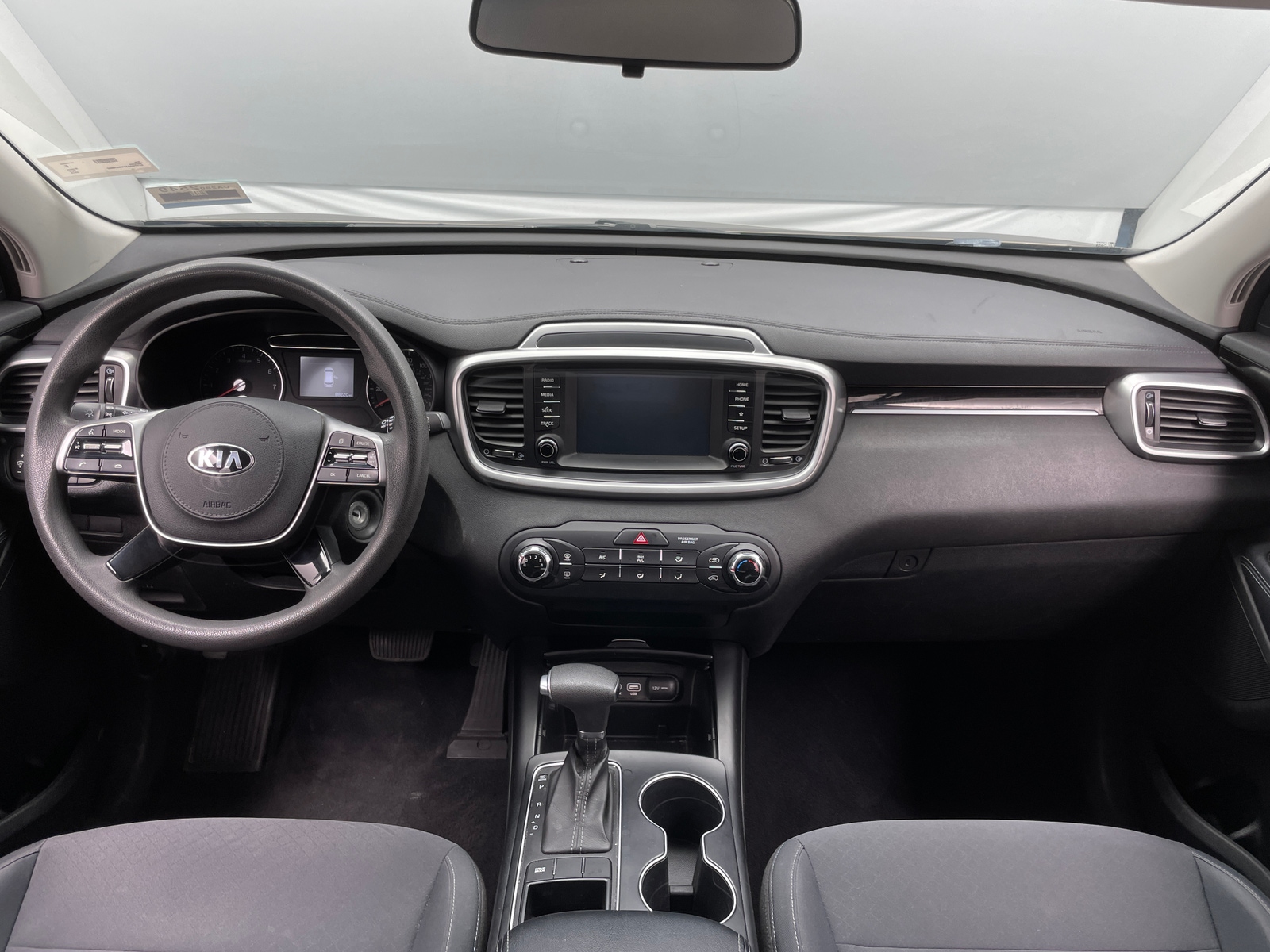 Thumbnail: 2019 Kia Sorento - 3
