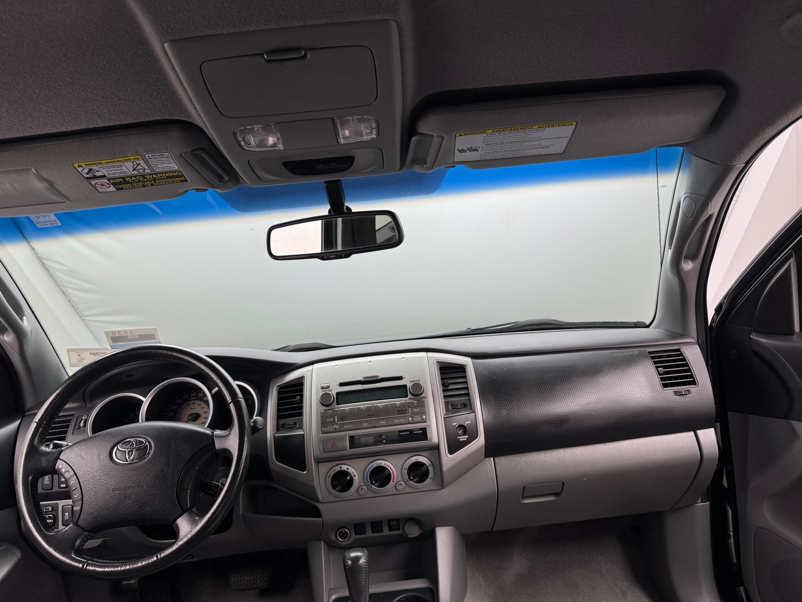 Thumbnail: 2010 Toyota Tacoma - 3