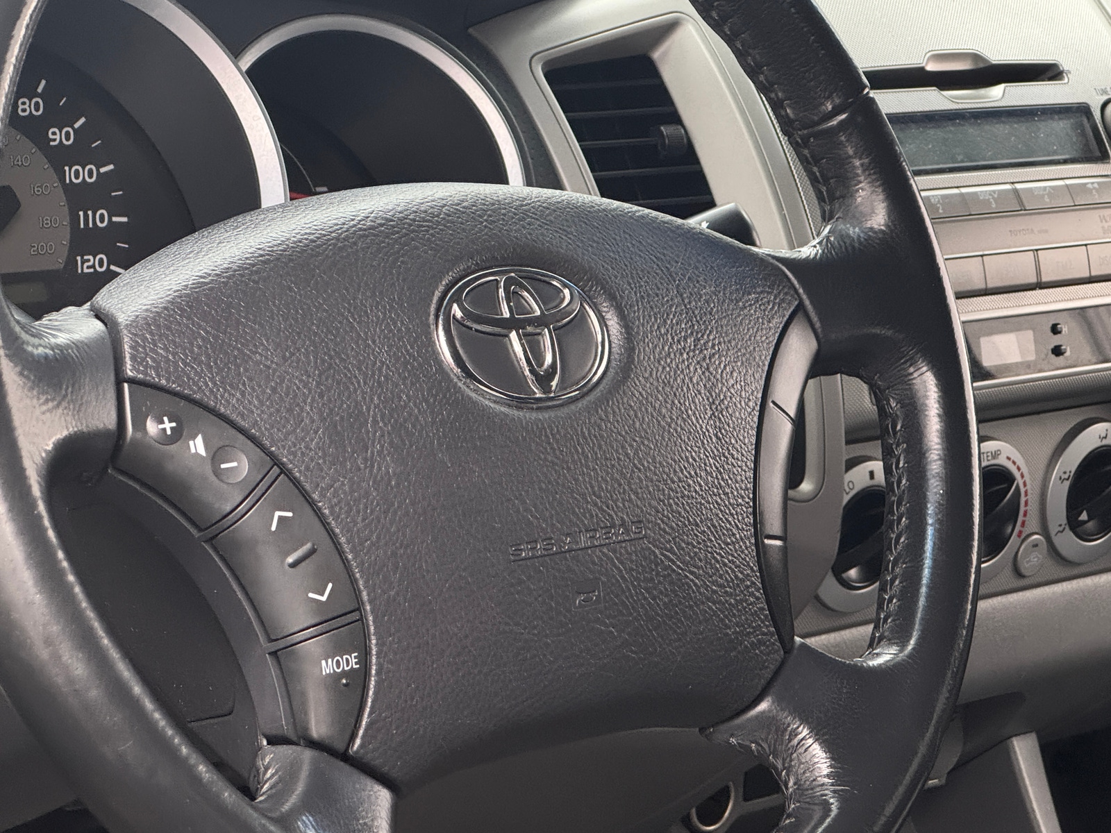 Thumbnail: 2010 Toyota Tacoma - 5