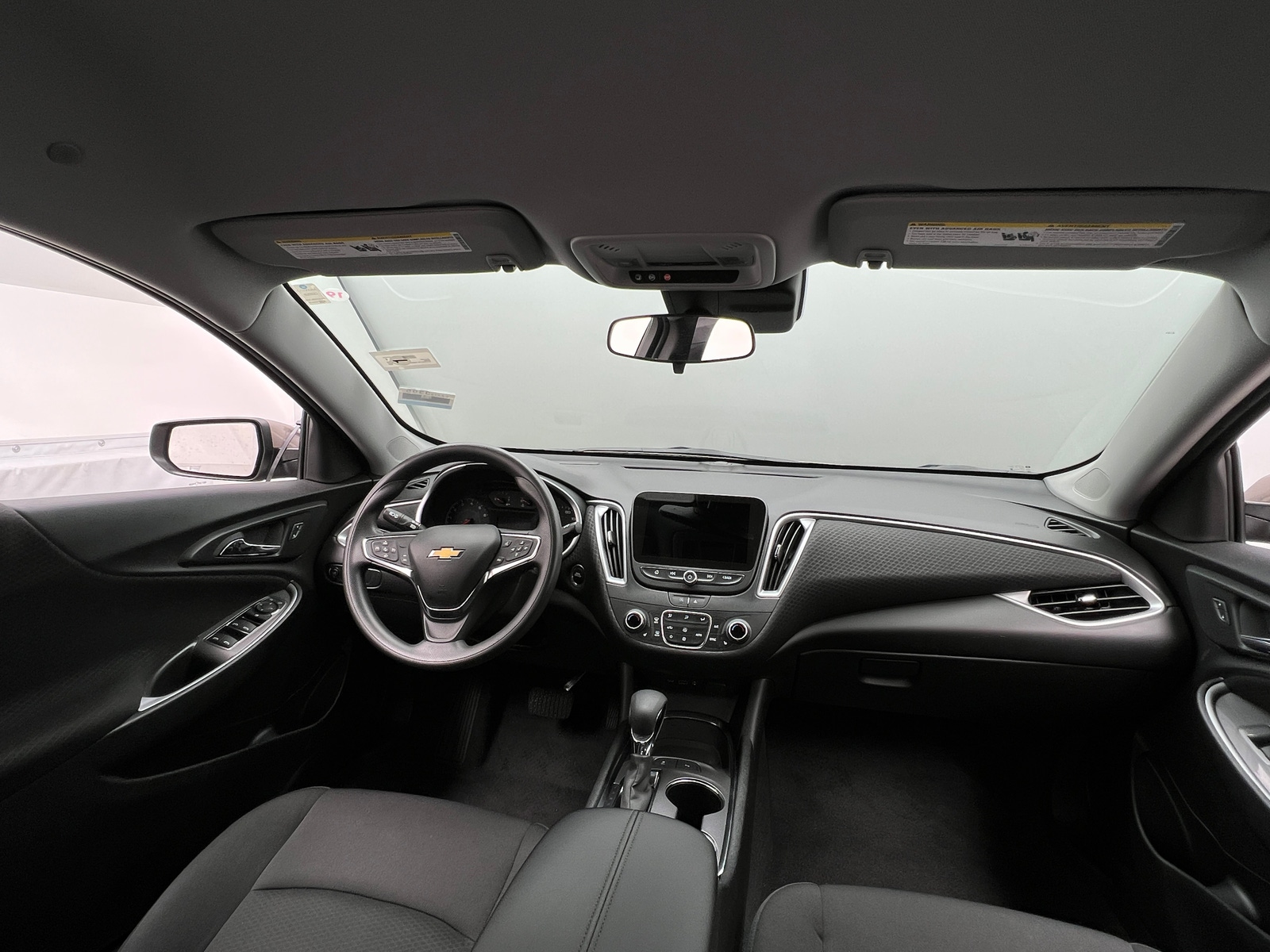 Thumbnail: 2024 Chevrolet Malibu - 3