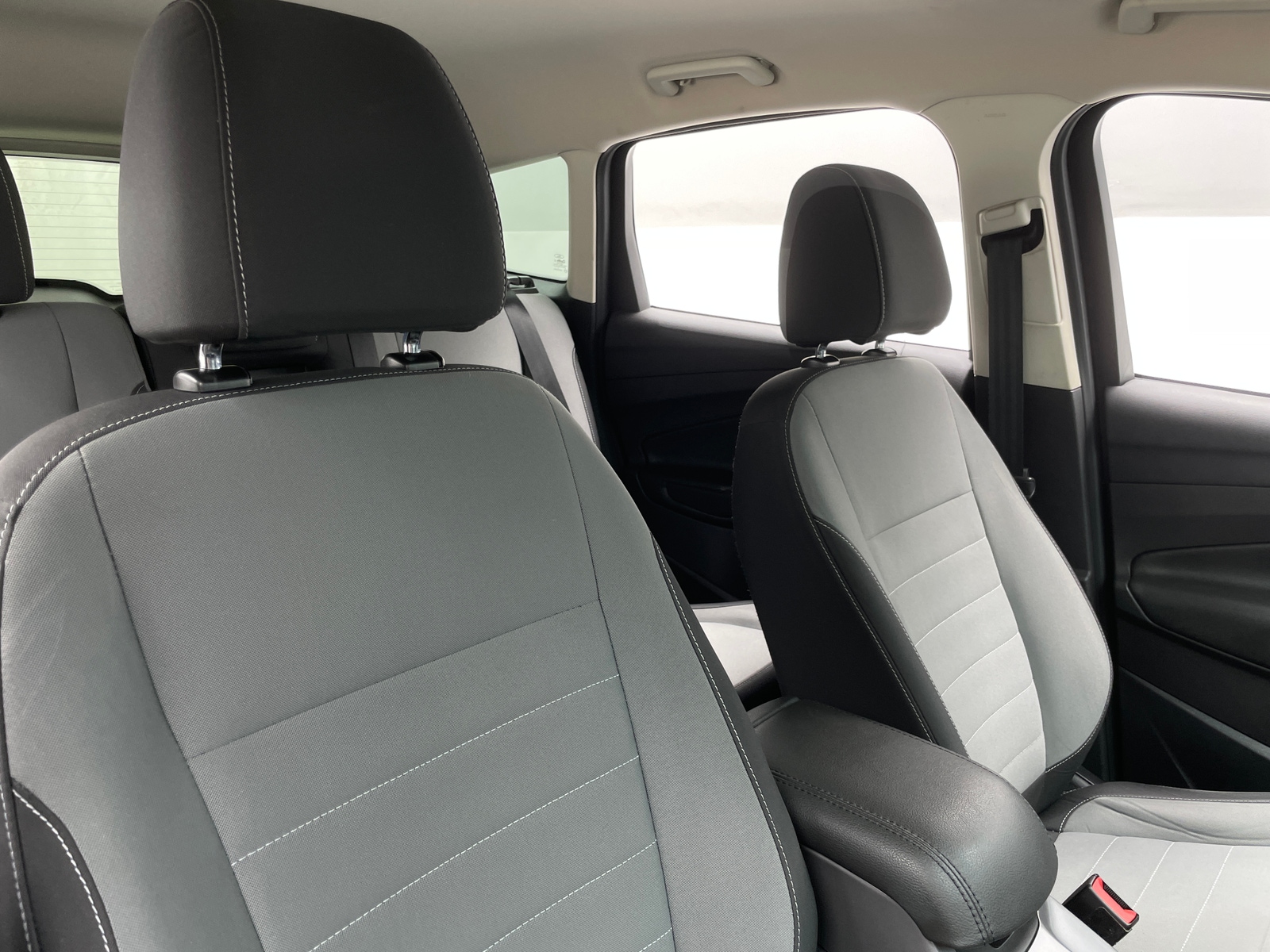 Thumbnail: 2016 Ford Escape - 2