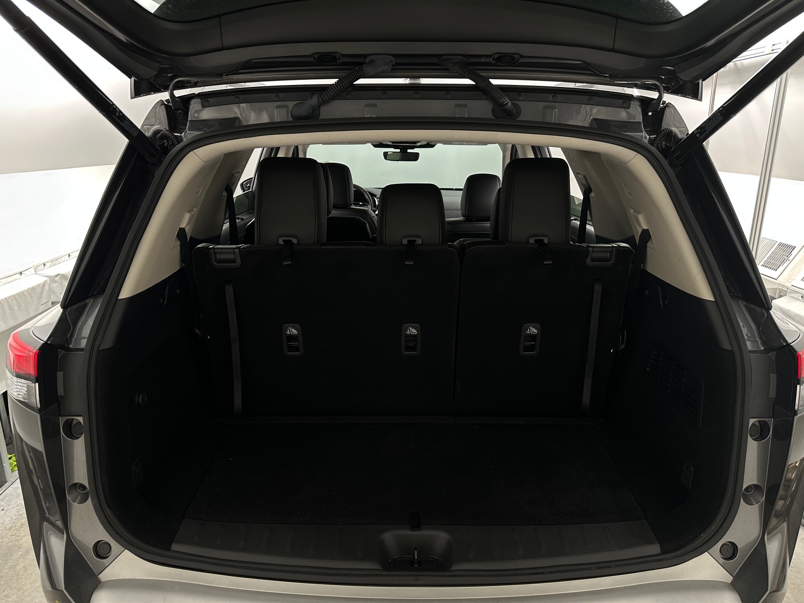 Thumbnail: 2024 Nissan Pathfinder - 6