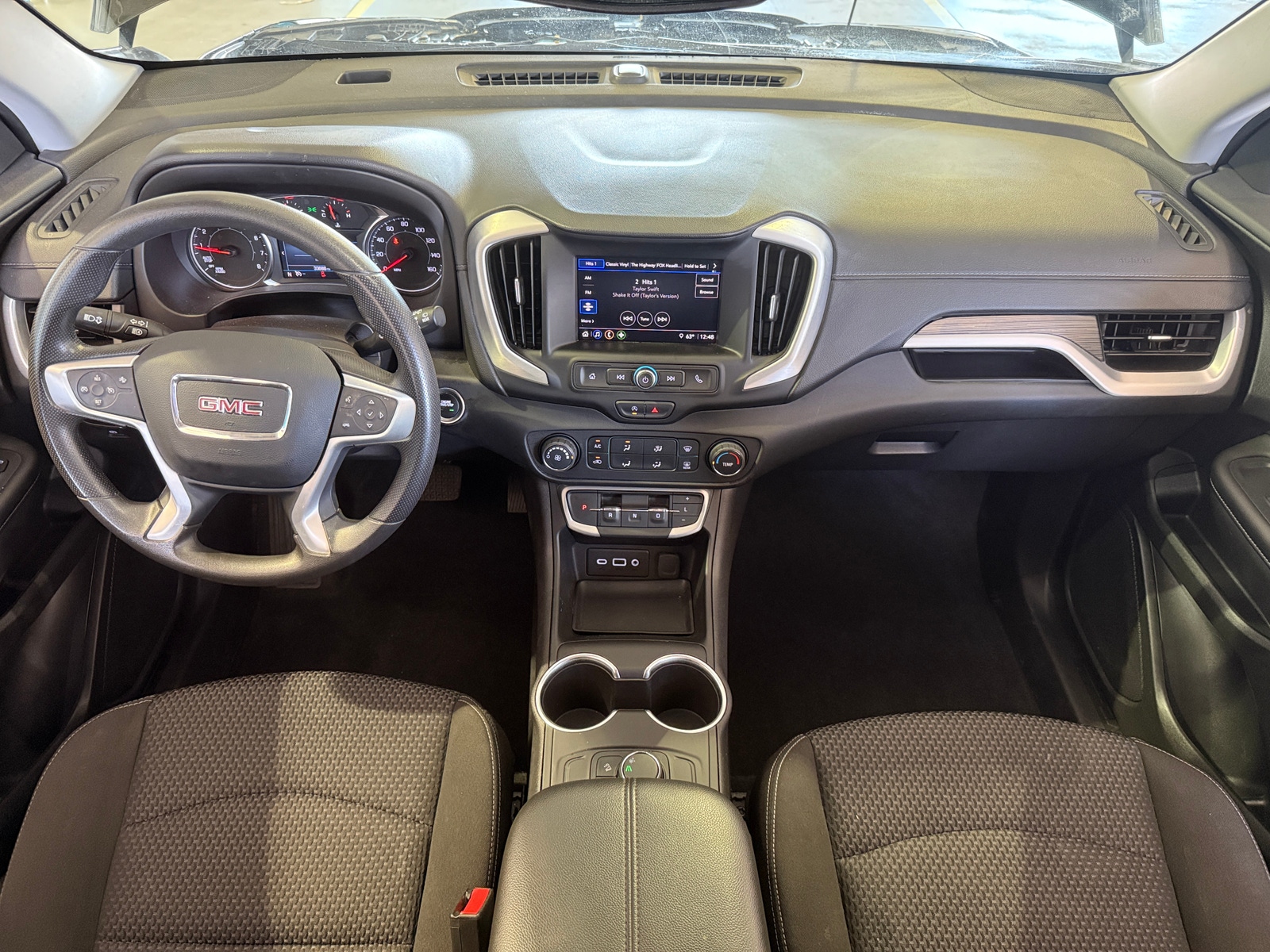 Thumbnail: 2024 GMC Terrain - 3