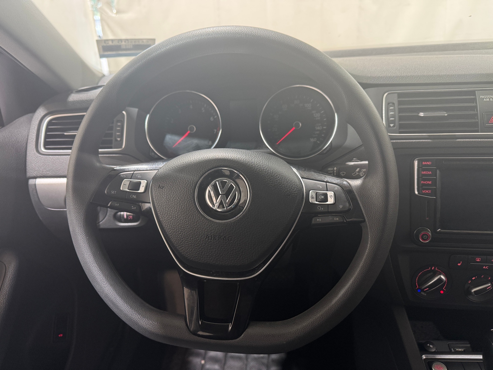 Thumbnail: 2016 Volkswagen Jetta - 5