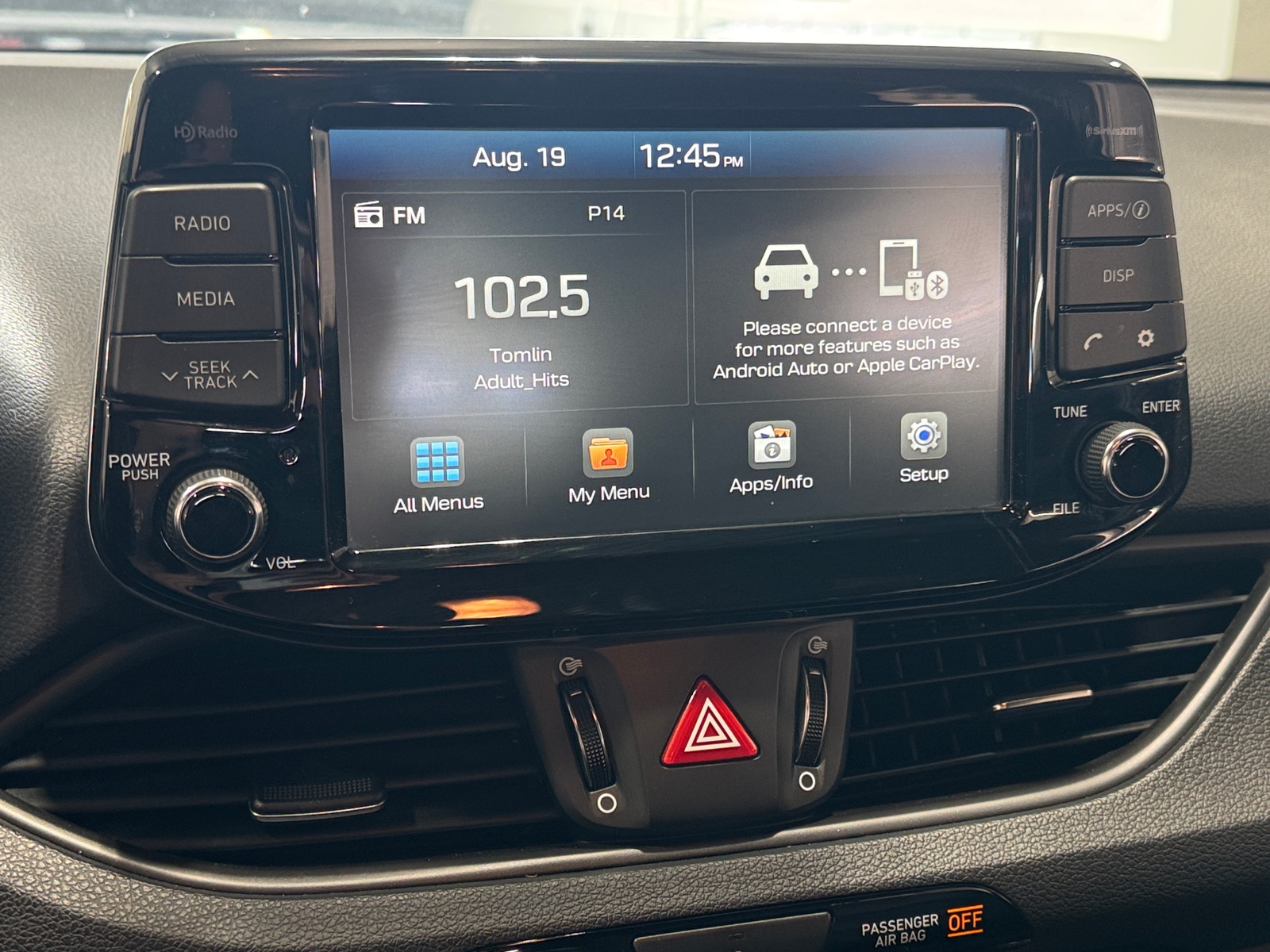 Thumbnail: 2018 Hyundai Elantra - 3