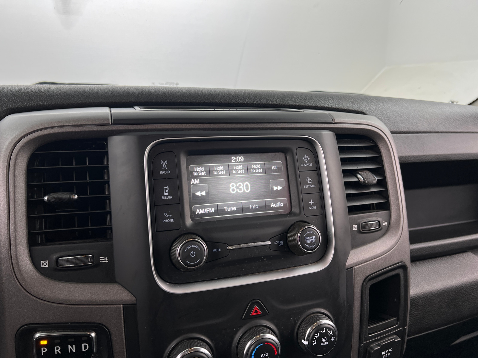 Thumbnail: 2023 RAM 1500 Classic - 4