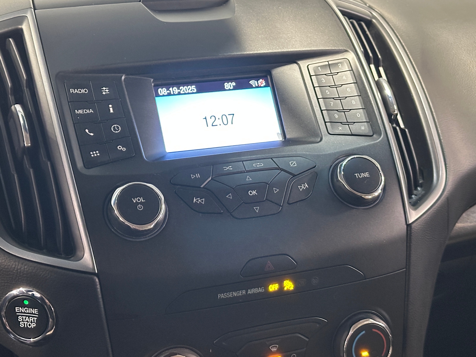 Thumbnail: 2019 Ford Edge - 4