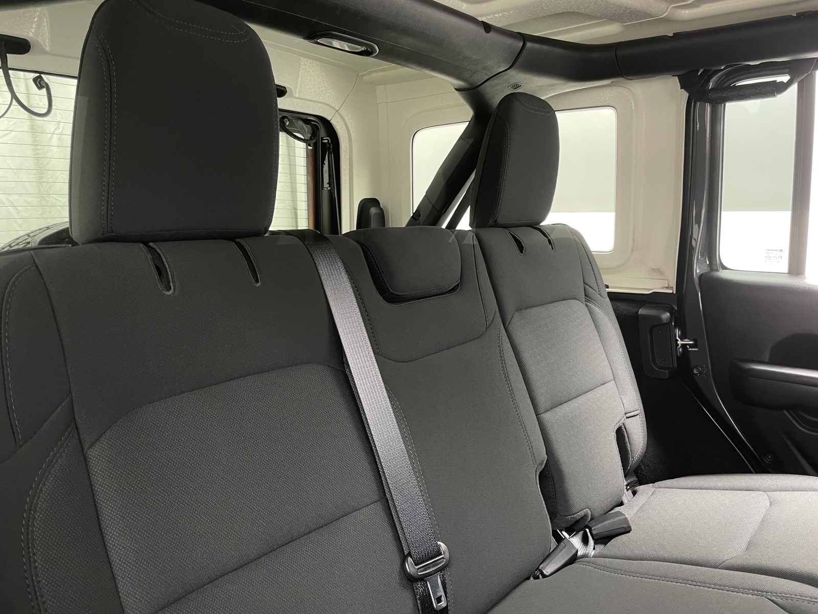 Thumbnail: 2021 Jeep Wrangler - 6