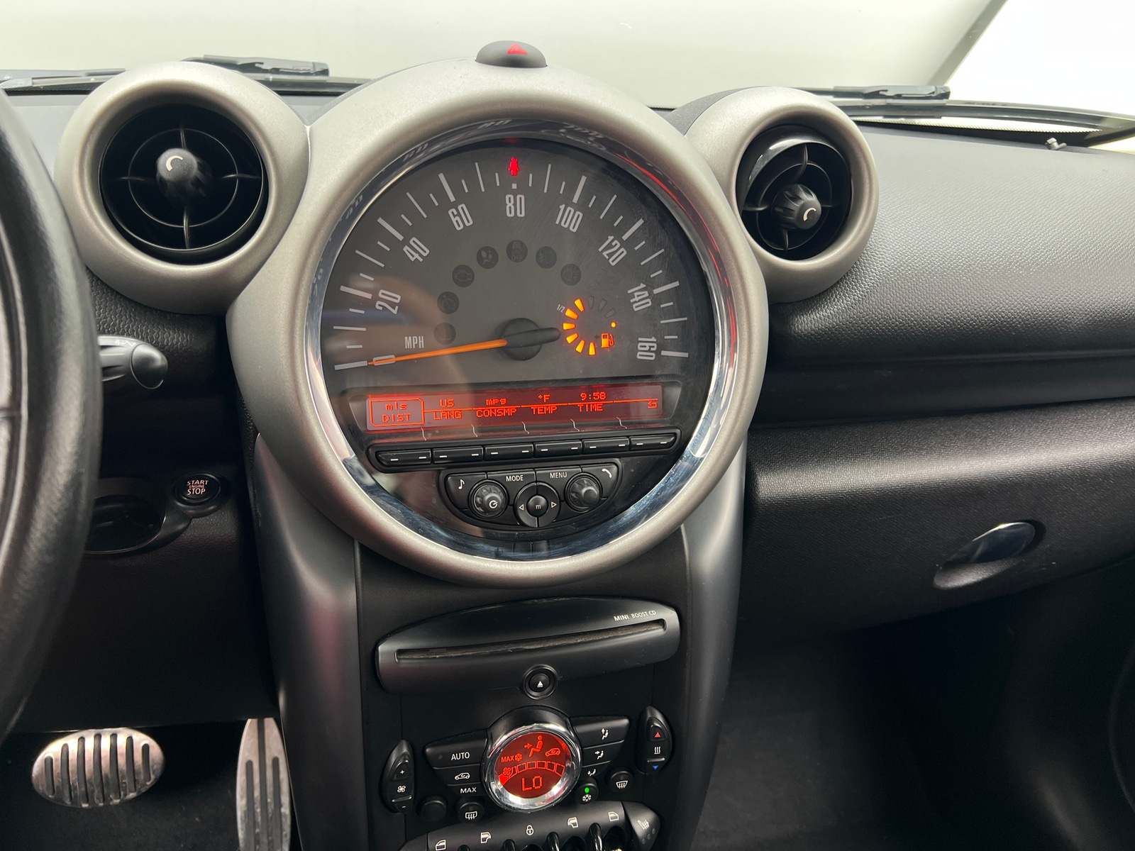 Thumbnail: 2012 MINI Cooper Countryman - 3