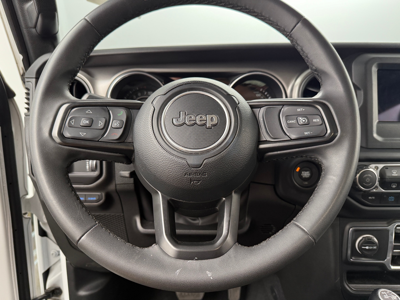 Thumbnail: 2023 Jeep Wrangler - 5