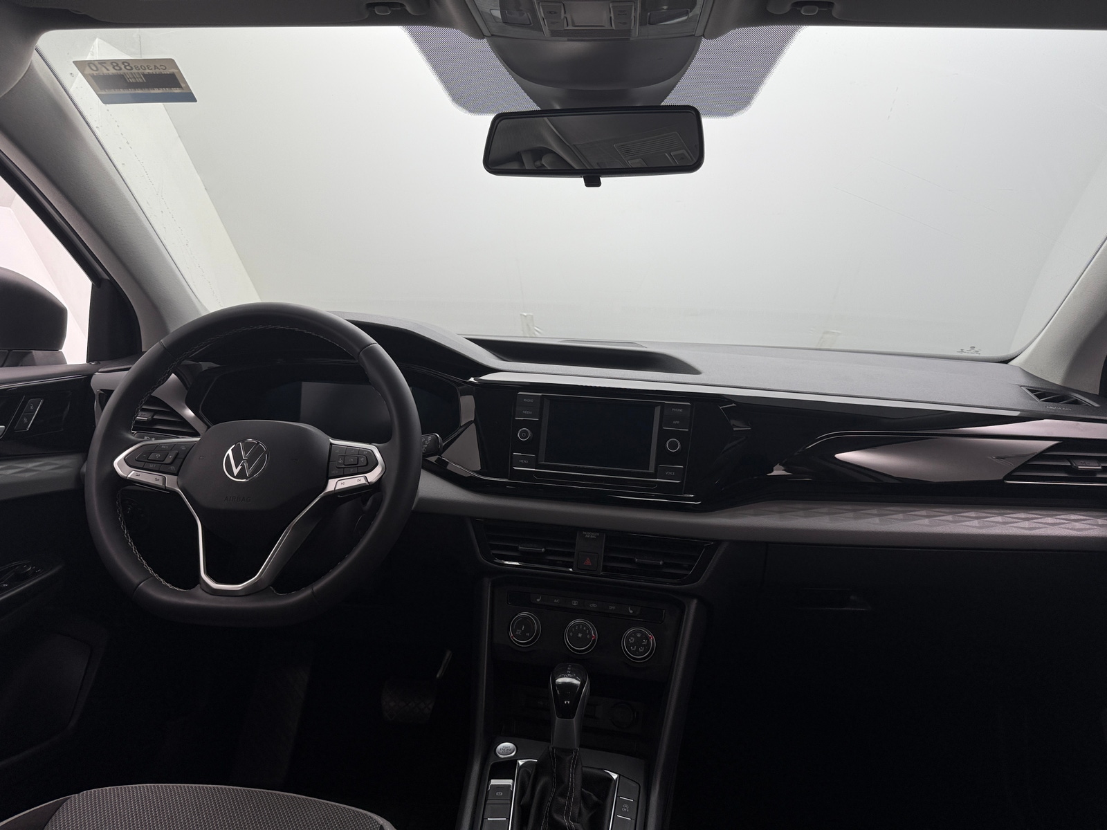 Thumbnail: 2022 Volkswagen Taos - 3