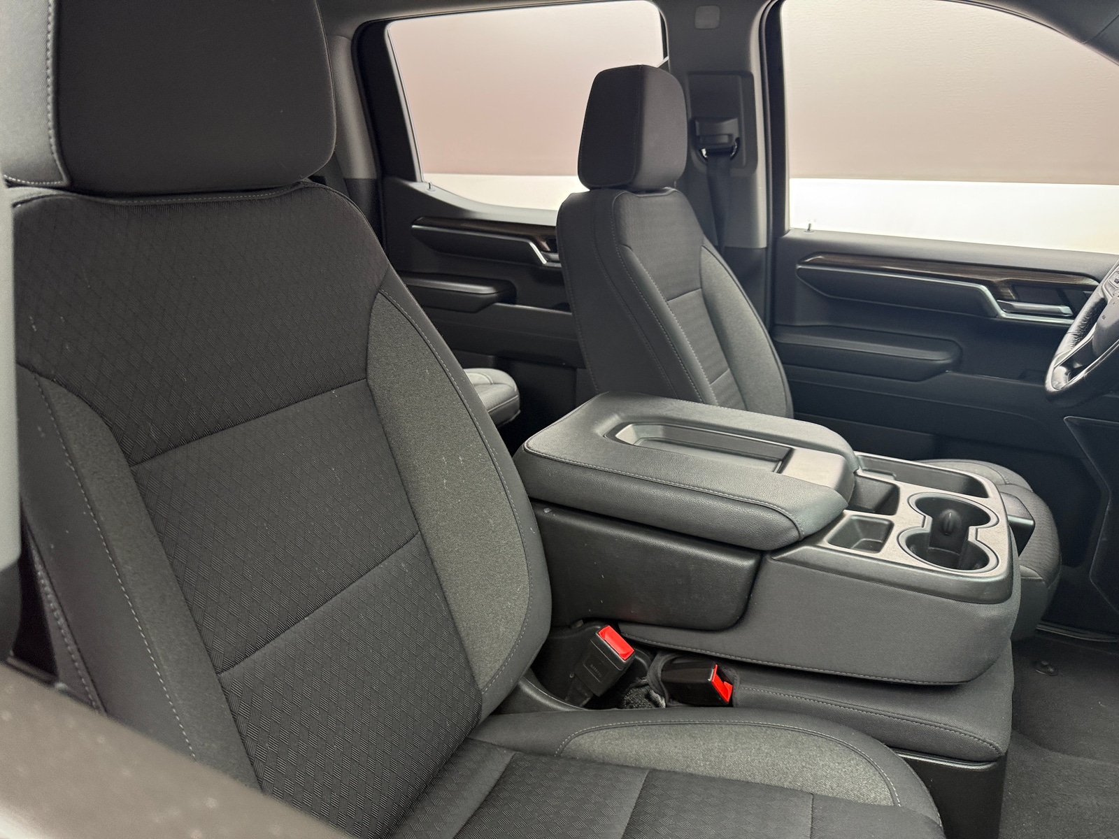 Thumbnail: 2022 Chevrolet Silverado 1500 - 2