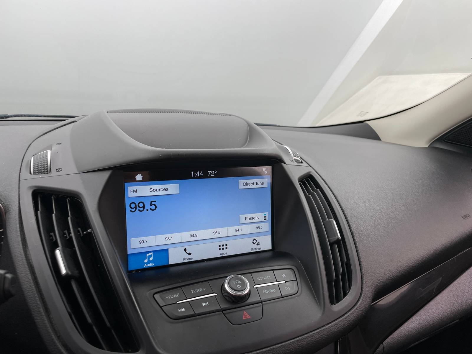 Thumbnail: 2019 Ford Escape - 4