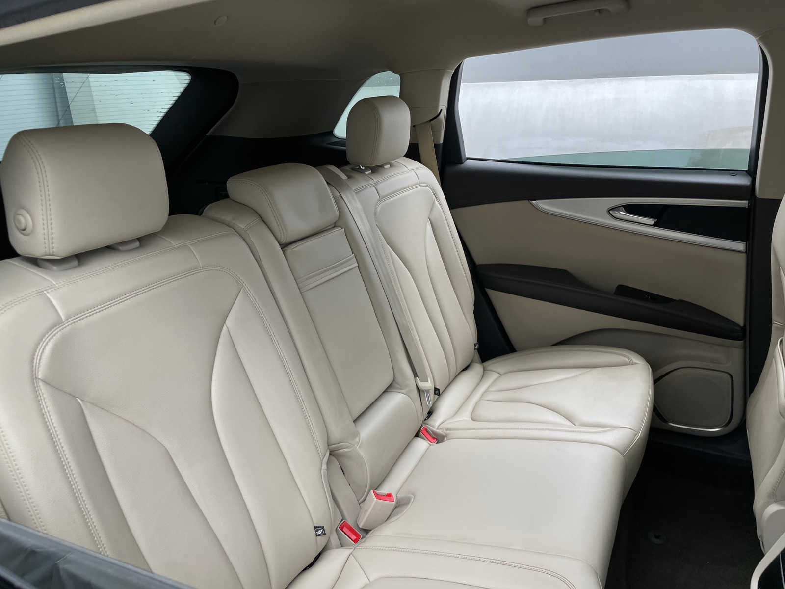 Thumbnail: 2020 Lincoln Nautilus - 5