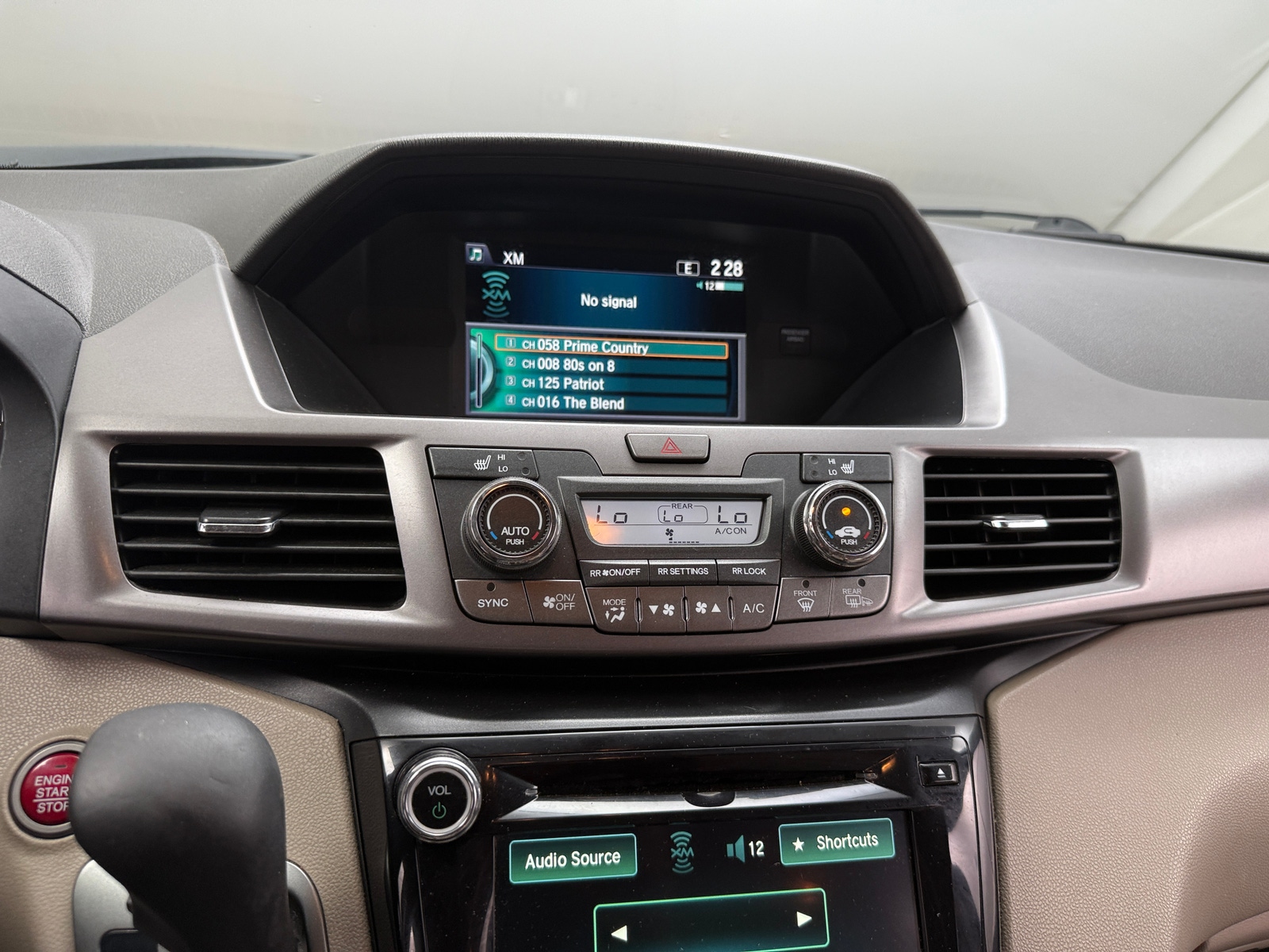 Thumbnail: 2015 Honda Odyssey - 3