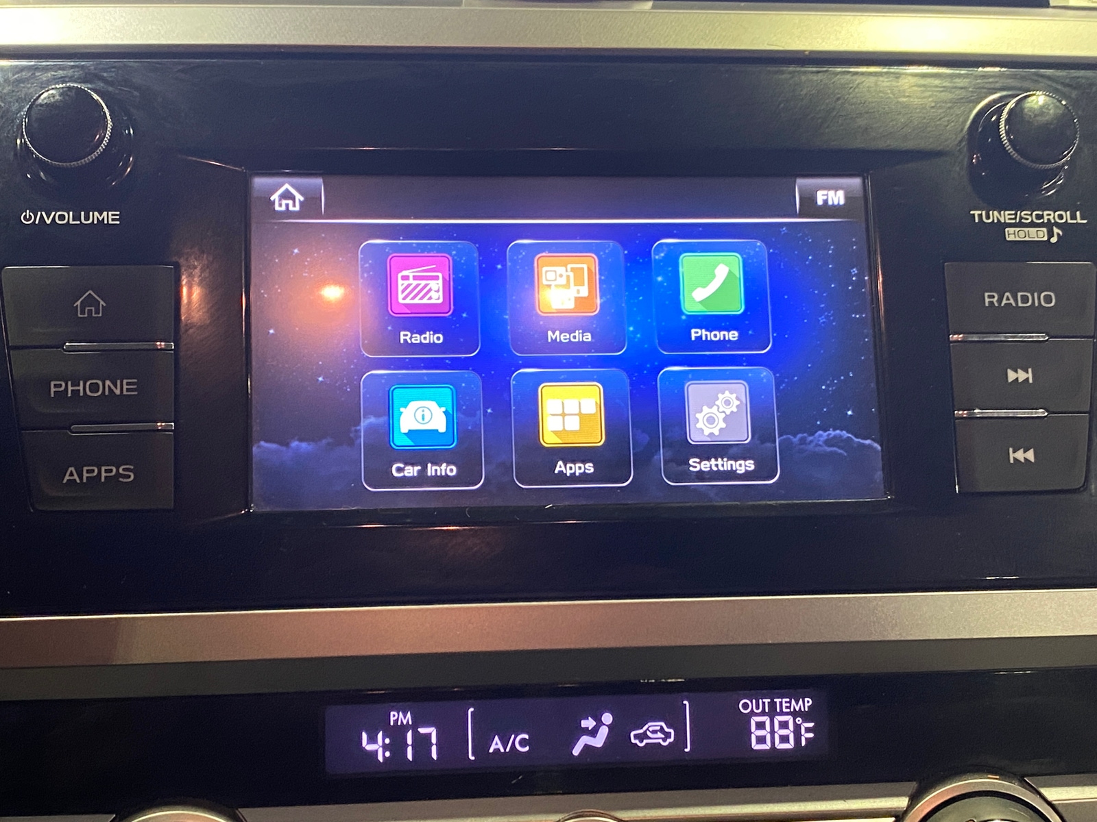 Thumbnail: 2018 Subaru Outback - 4