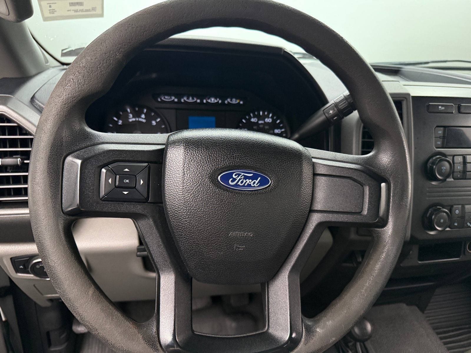 Thumbnail: 2017 Ford Econoline - 4