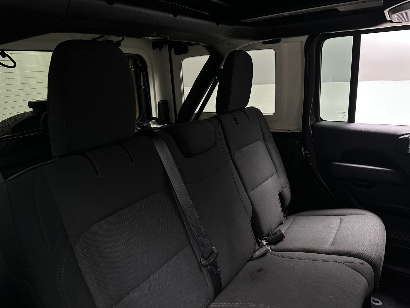 Thumbnail: 2019 Jeep Wrangler - 6