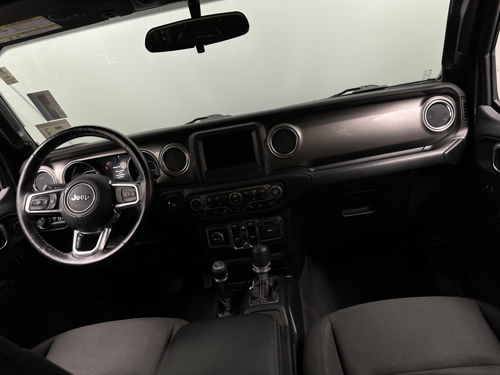 Thumbnail: 2019 Jeep Wrangler - 3