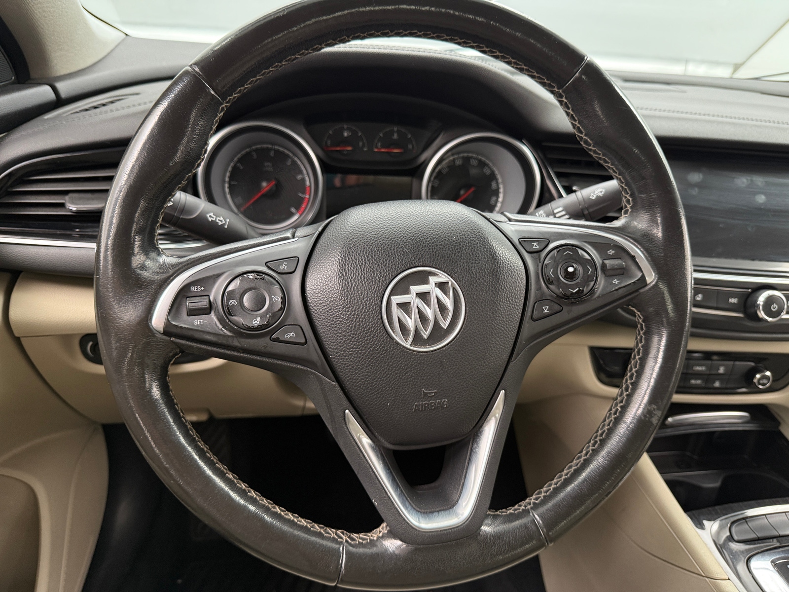 Thumbnail: 2018 Buick Regal - 5