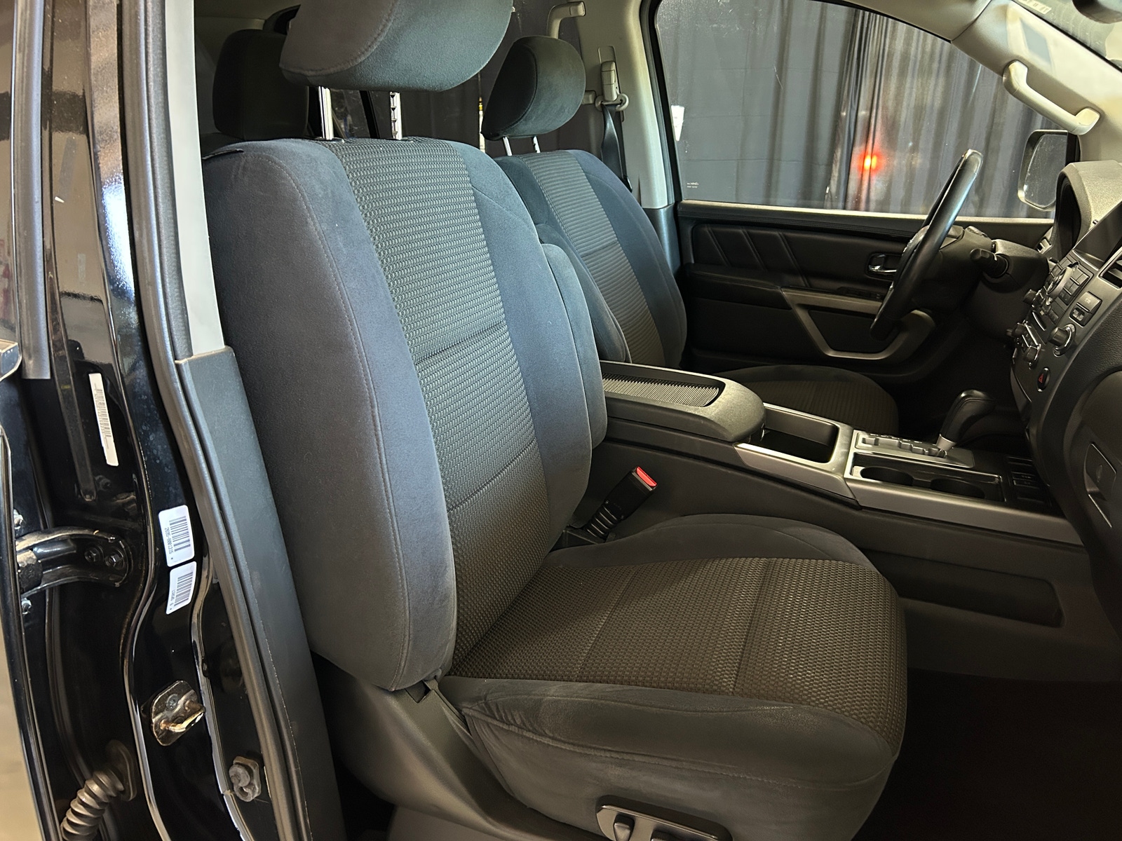 Thumbnail: 2015 Nissan Armada - 2