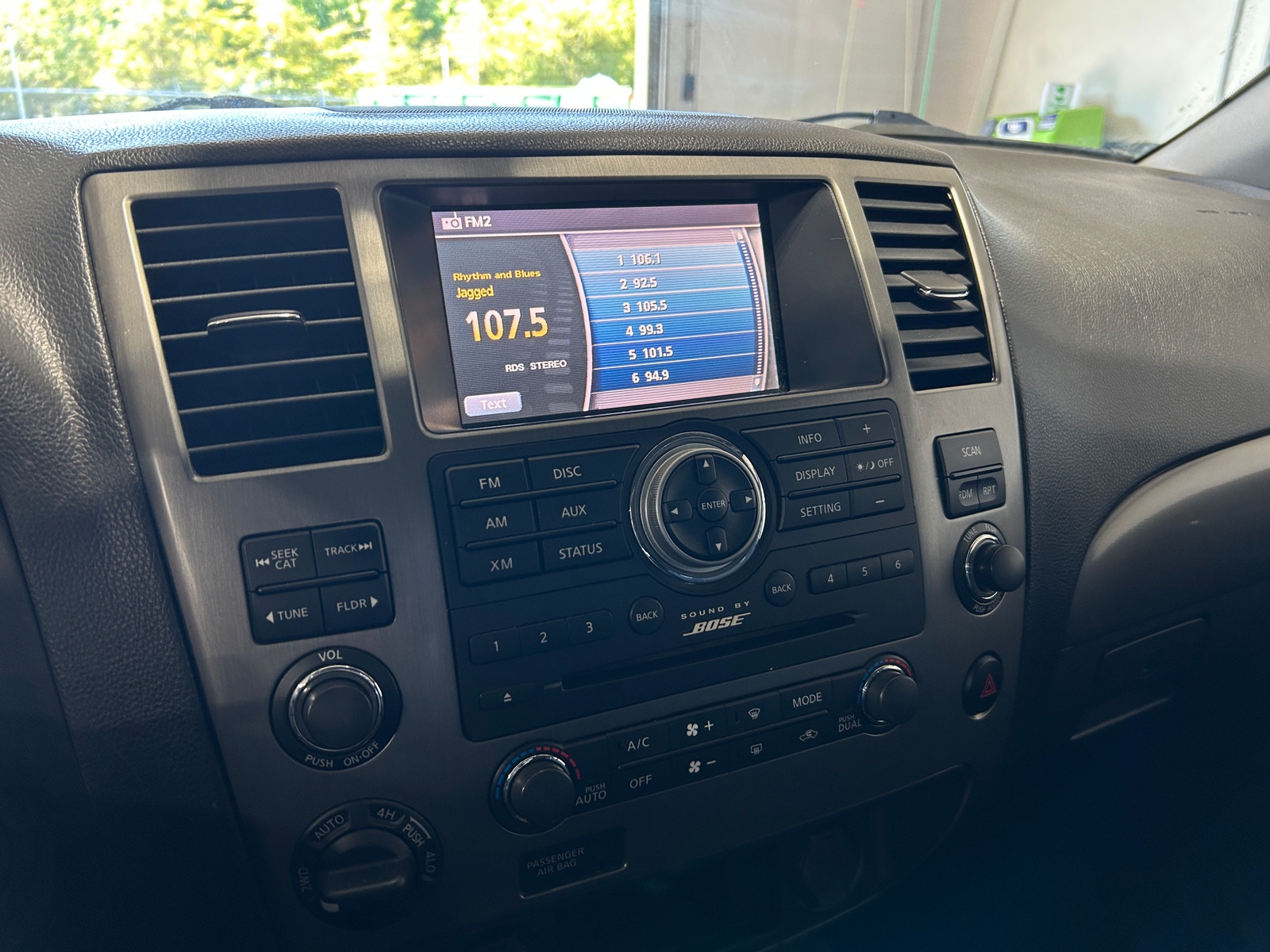 Thumbnail: 2015 Nissan Armada - 4