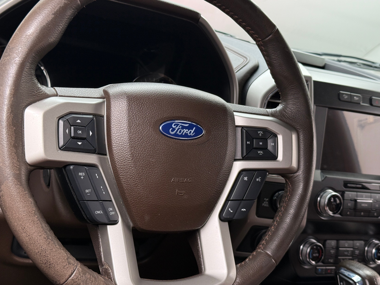 Thumbnail: 2019 Ford Econoline - 5