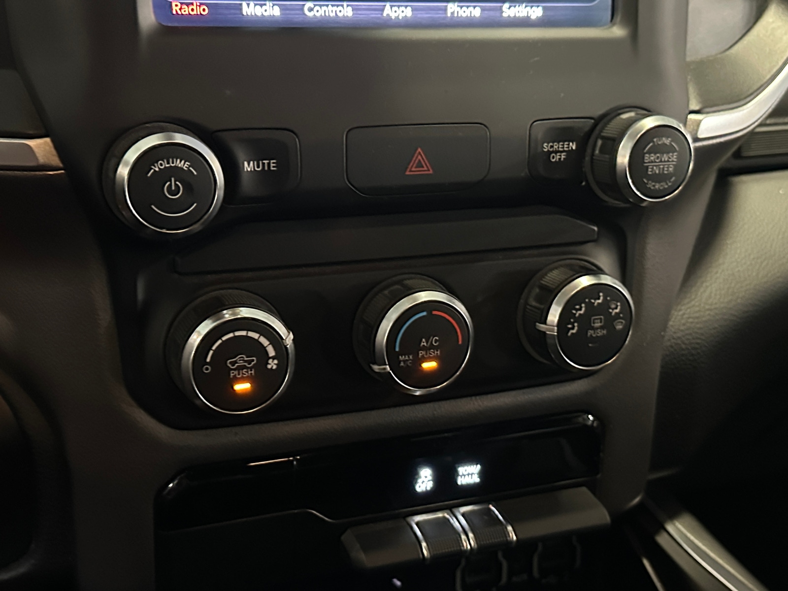 Thumbnail: 2019 RAM 1500 - 4