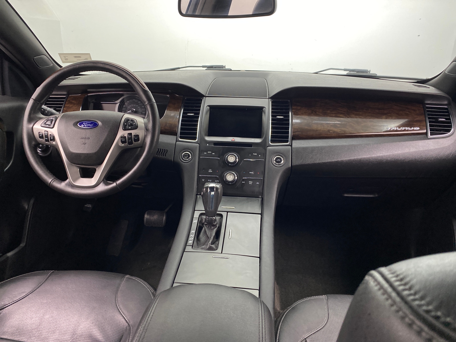 Thumbnail: 2015 Ford Taurus - 2