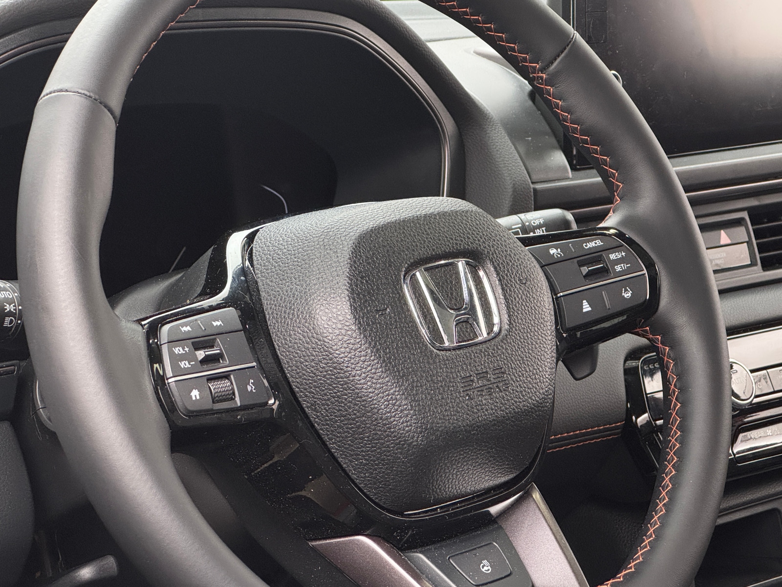 Thumbnail: 2024 Honda Pilot - 4