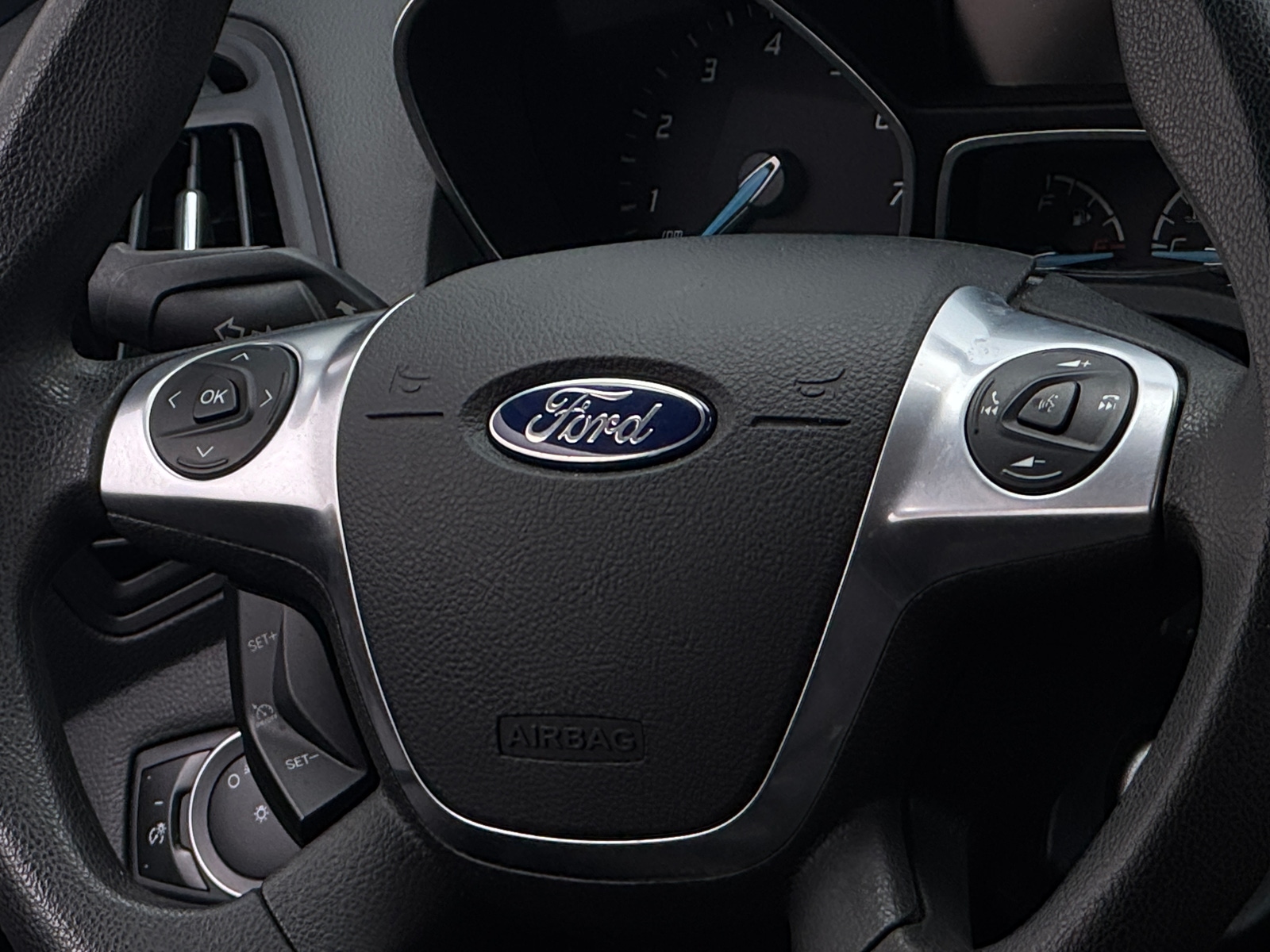 Thumbnail: 2015 Ford Escape - 5