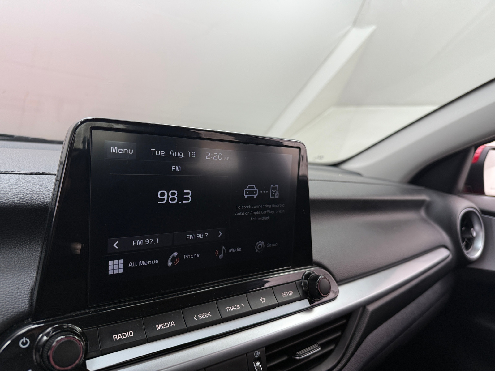 Thumbnail: 2024 Kia Forte - 4