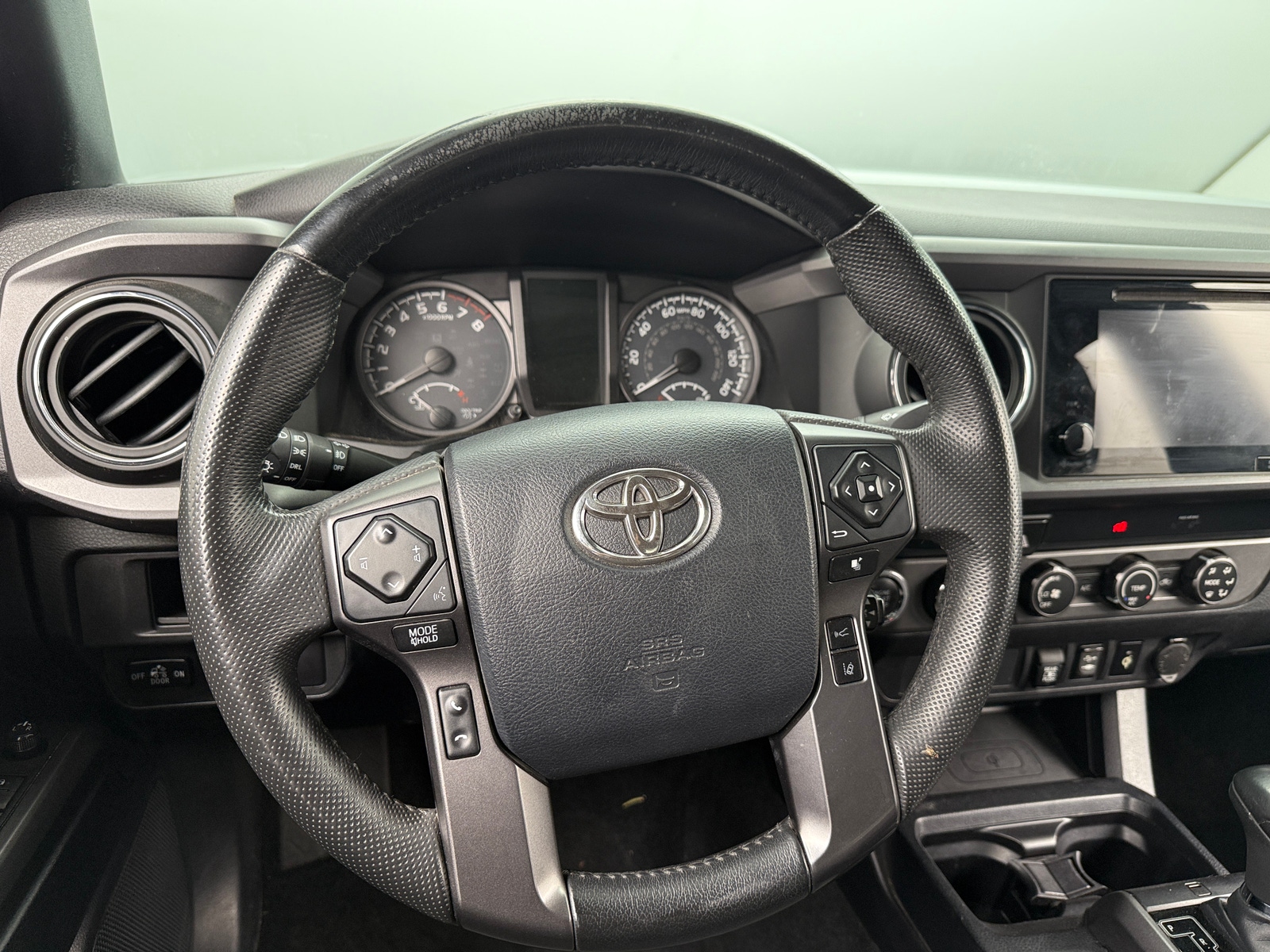 Thumbnail: 2019 Toyota Tacoma - 5