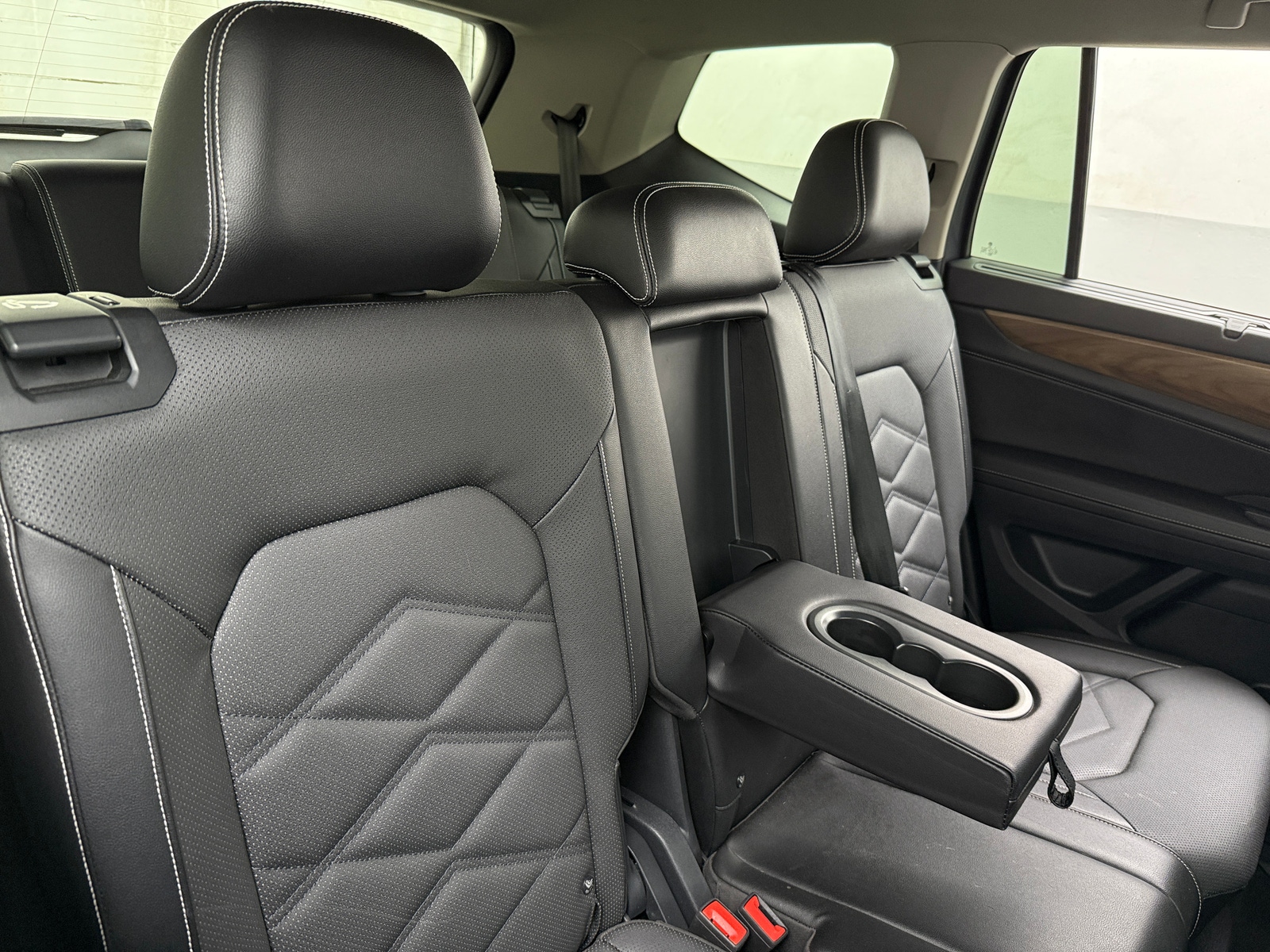 Thumbnail: 2024 Volkswagen Atlas - 5