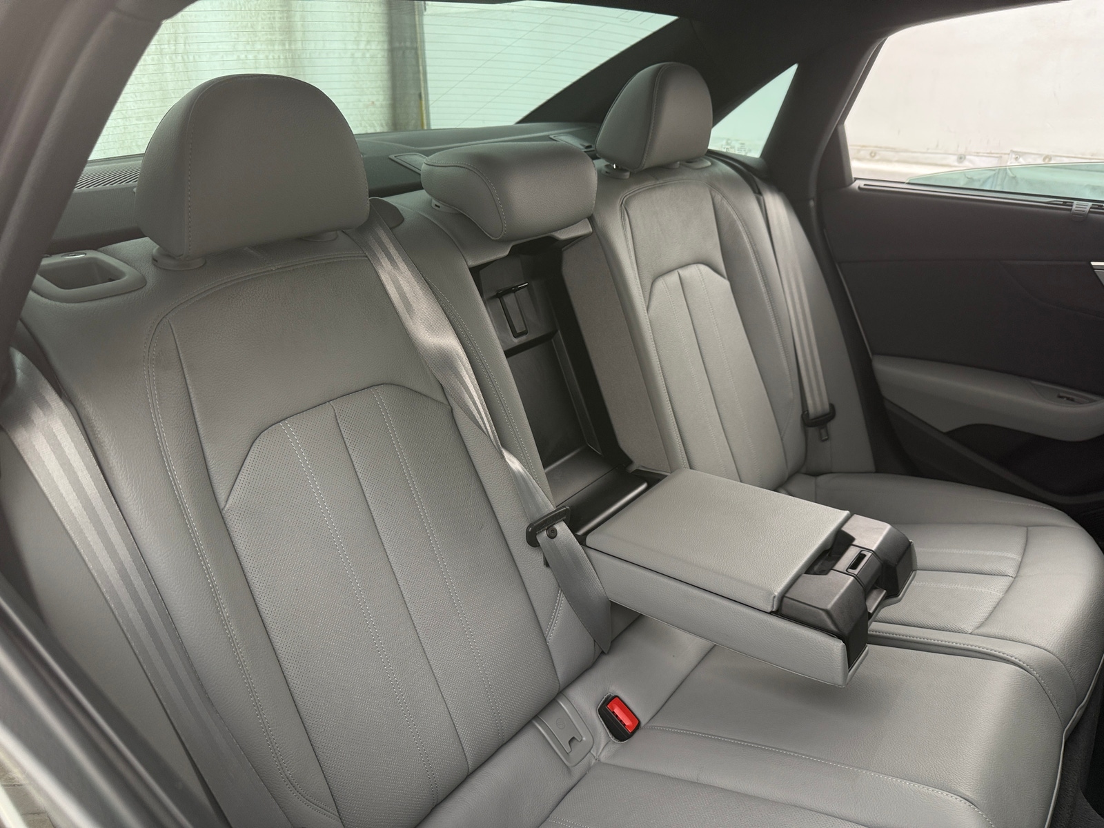 Thumbnail: 2017 Audi A4 - 5