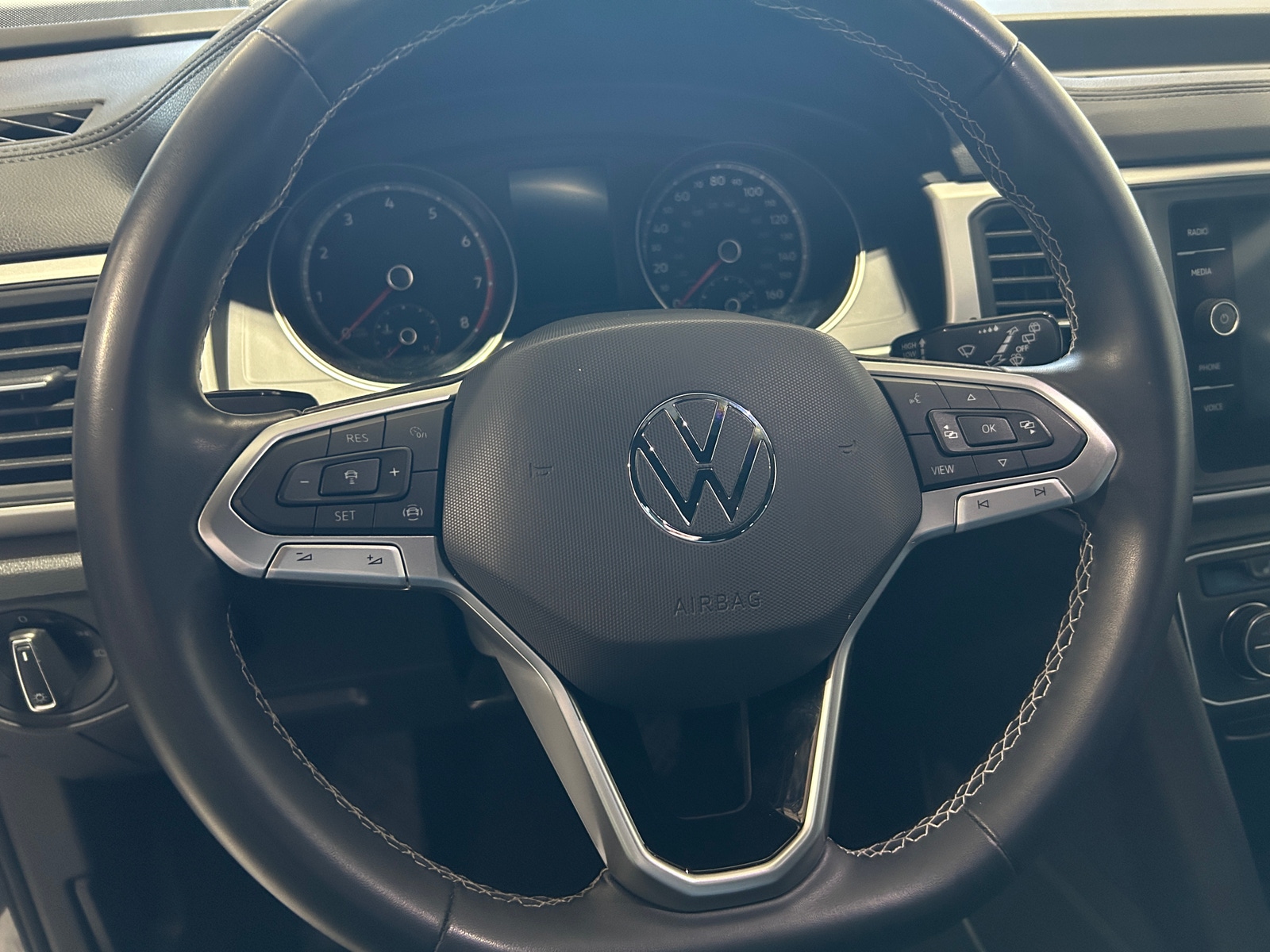 Thumbnail: 2021 Volkswagen Atlas - 4