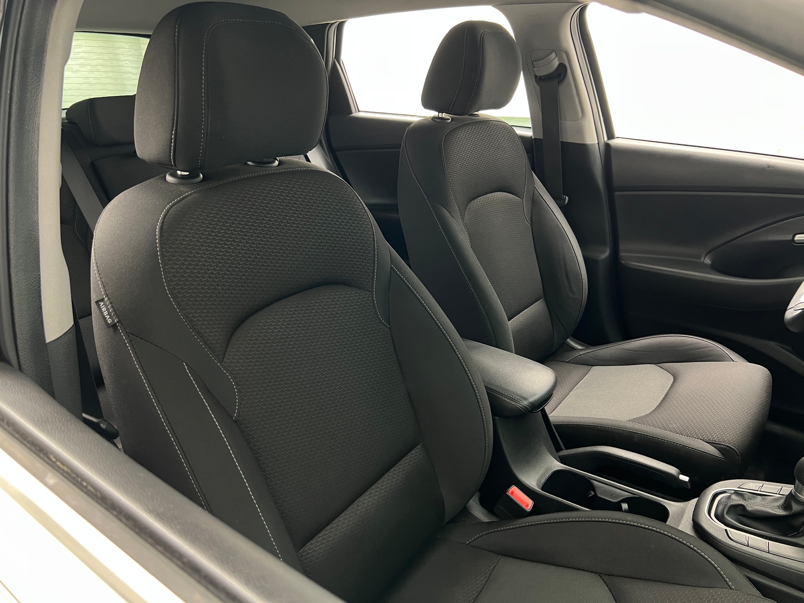 Thumbnail: 2018 Hyundai Elantra - 2