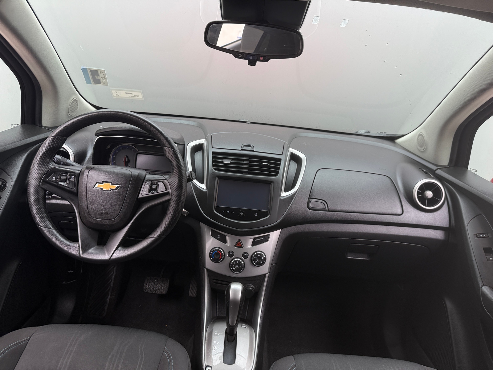 Thumbnail: 2016 Chevrolet Trax - 3